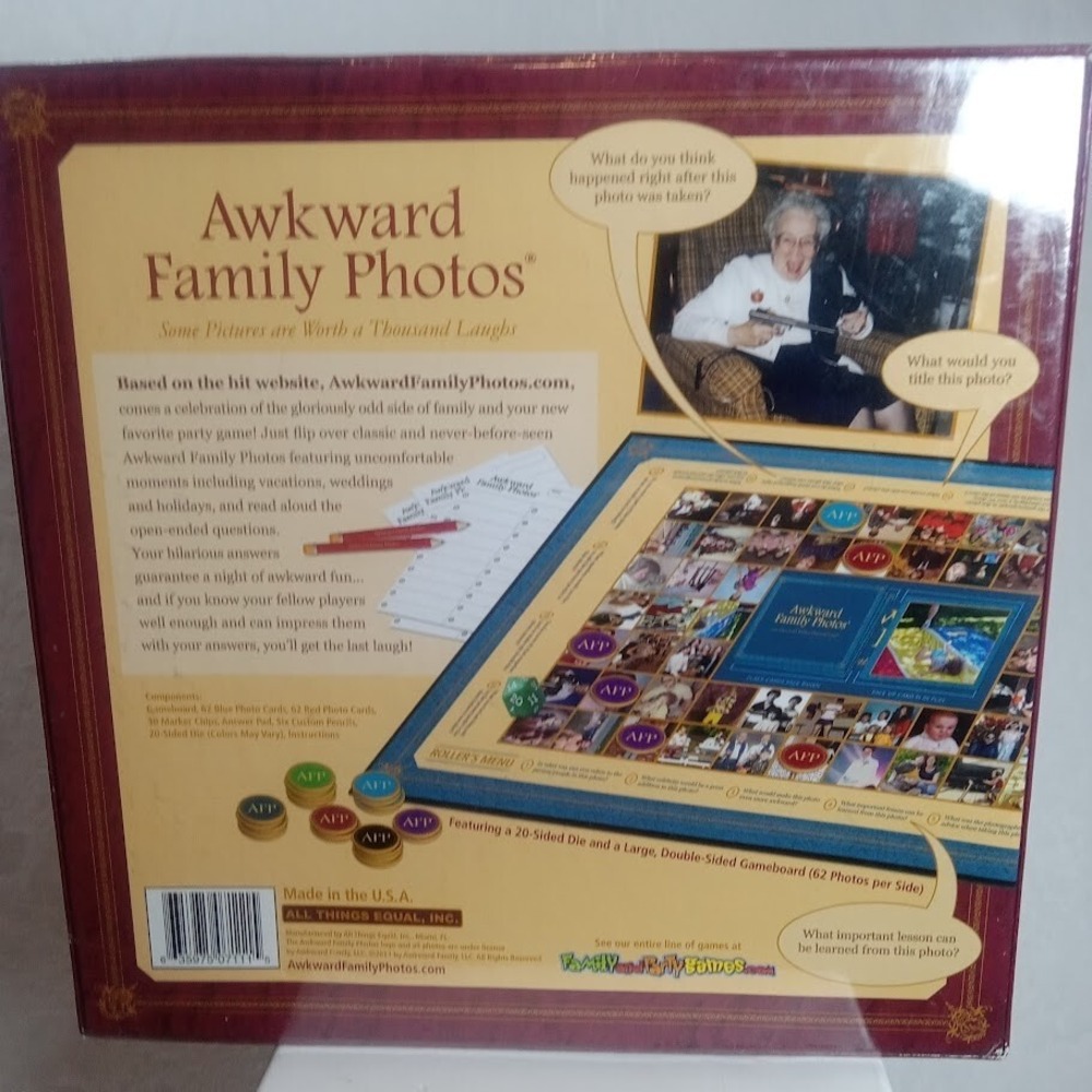 NEW Awkward Family Photos Game Family and Party Sealed - Teen-Adult 4-6 Players - Picture 2 of 2